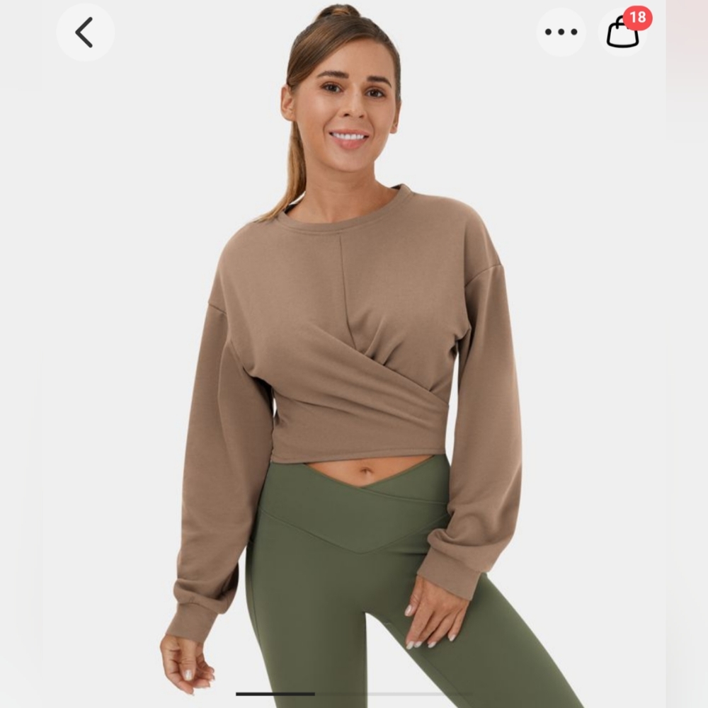 NWT Halara tie back sweatshirt